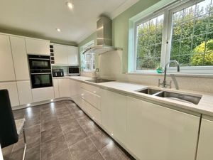 Photo 8- click for photo gallery